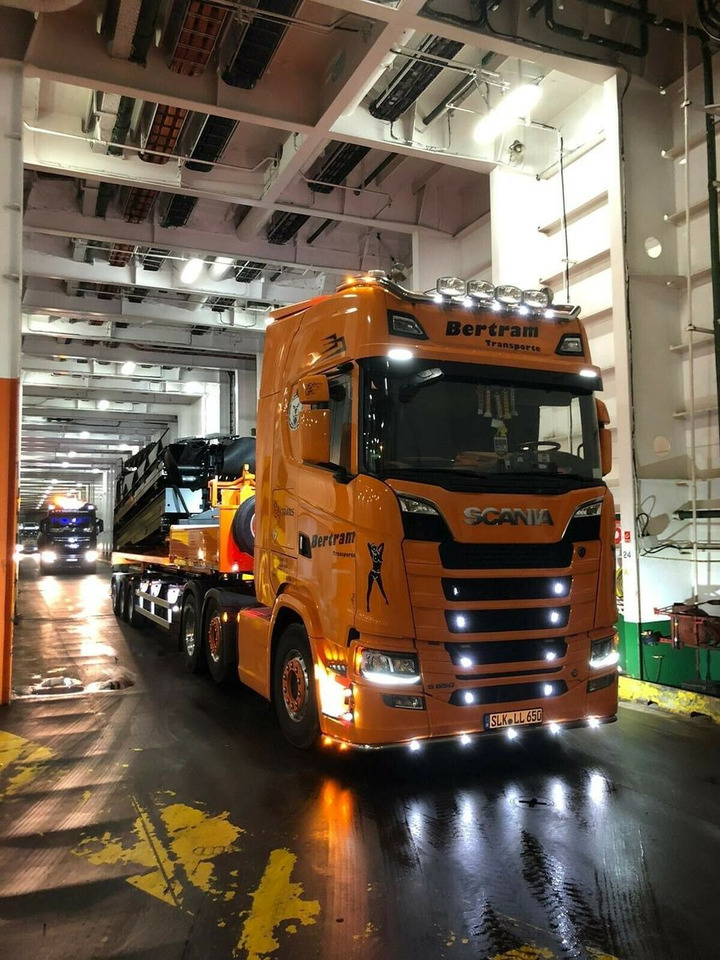 Auflieger Abrollkipper Hakenlift Hookliftloader - Container transporter/ Swap body semi-trailer: picture 4 Auflieger Abrollkipper Hakenlift Hookliftloader - Container transporter/ Swap body semi-trailer: picture 4