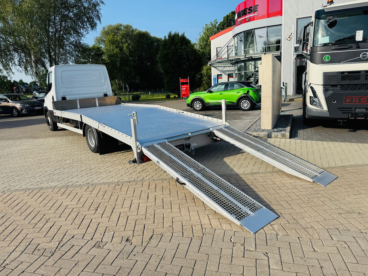 Iveco 70C18HA, Maschinen & Arbeitsbühnentrans. 2940kg! - Tow truck: picture 2 Iveco 70C18HA, Maschinen & Arbeitsbühnentrans. 2940kg! - Tow truck: picture 2