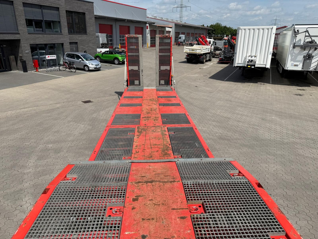 Kässbohrer SLS.HS Tieflader mit hydr. Schwanenhals - Low loader semi-trailer: picture 5 Kässbohrer SLS.HS Tieflader mit hydr. Schwanenhals - Low loader semi-trailer: picture 5