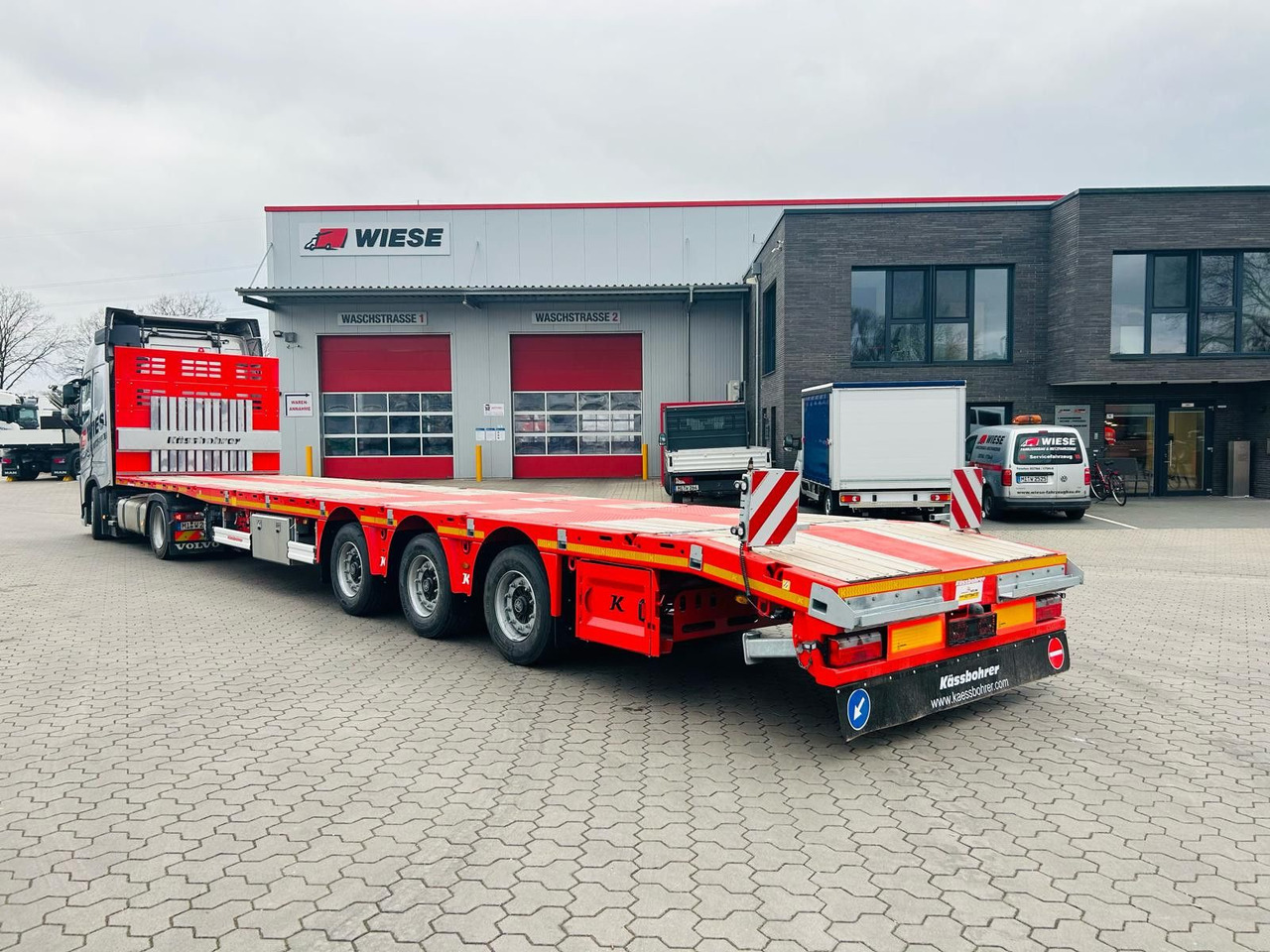 Kässbohrer SPS Mega Schwerlast Plattform - Dropside/ Flatbed semi-trailer: picture 1 Kässbohrer SPS Mega Schwerlast Plattform - Dropside/ Flatbed semi-trailer: picture 1