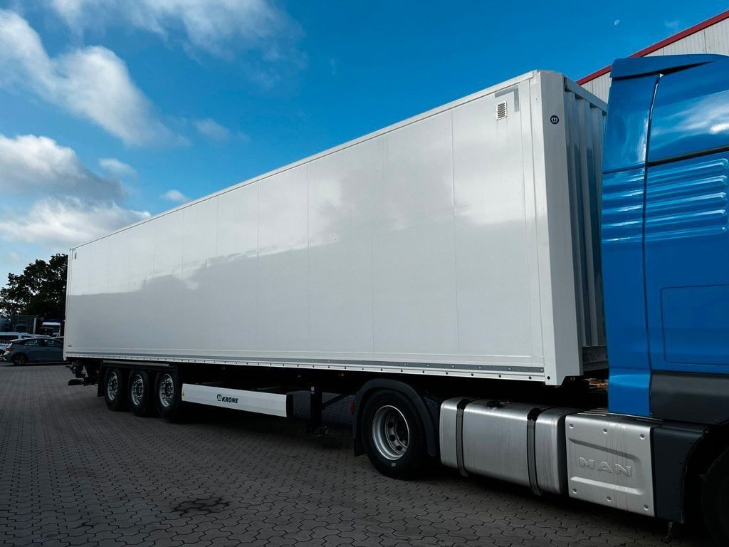 Krone Koffer mit Ladebordwand 2.000 kg Top Klappe - Closed box semi-trailer: picture 1 Krone Koffer mit Ladebordwand 2.000 kg Top Klappe - Closed box semi-trailer: picture 1