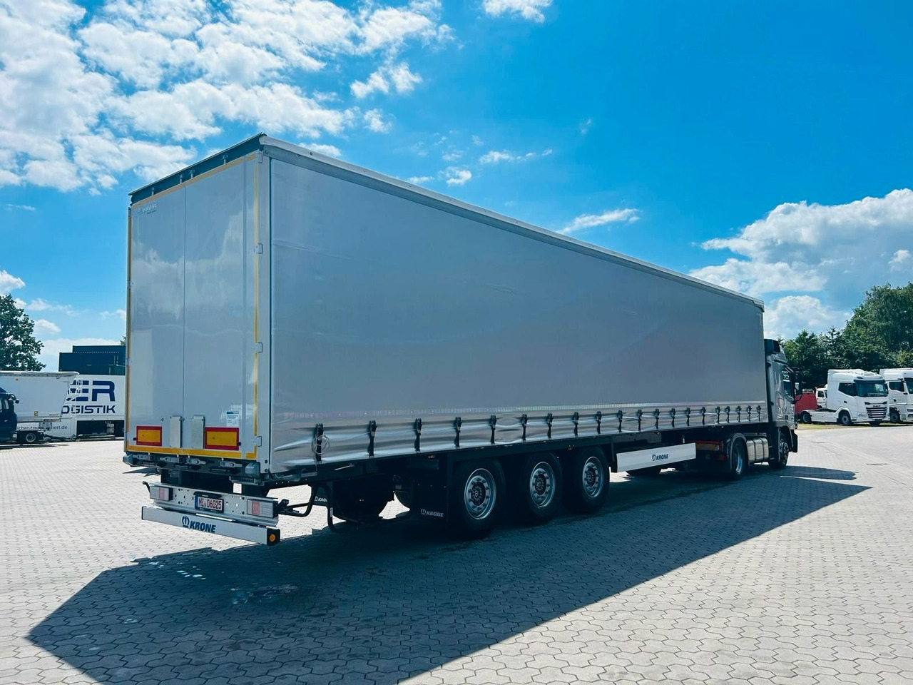 Krone SDP 27 Schiebeplanen - 2 Stück sofort verfügbar! - Curtainsider semi-trailer: picture 3 Krone SDP 27 Schiebeplanen - 2 Stück sofort verfügbar! - Curtainsider semi-trailer: picture 3