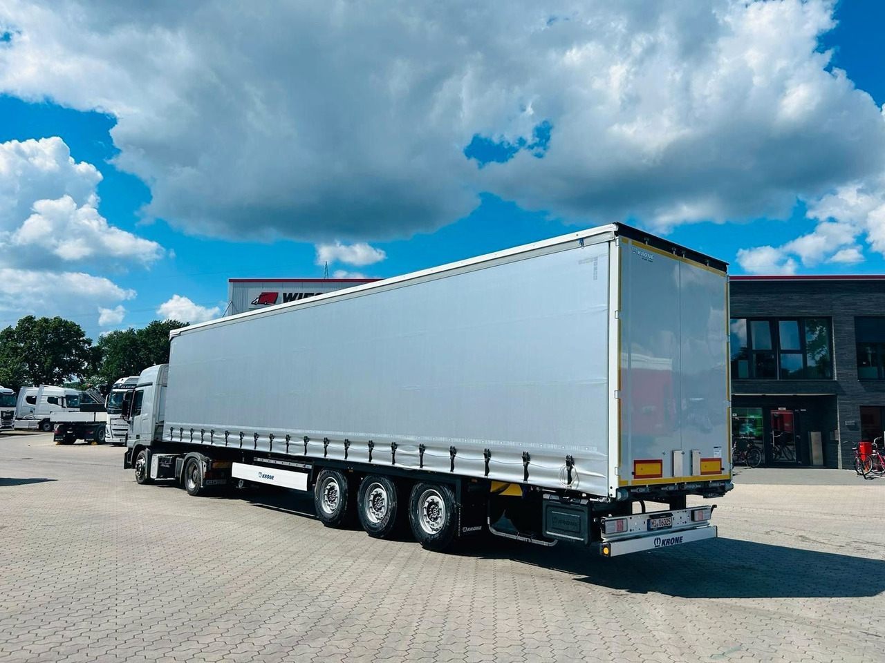 Krone SDP 27 Schiebeplanen - 2 Stück sofort verfügbar! - Curtainsider semi-trailer: picture 5 Krone SDP 27 Schiebeplanen - 2 Stück sofort verfügbar! - Curtainsider semi-trailer: picture 5