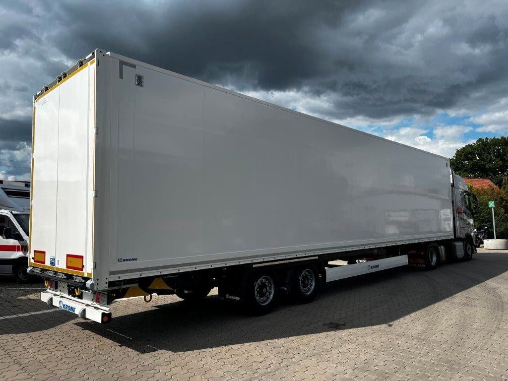 Krone SZK 18 Koffer Event Mega-Koffer 2.900 mm Höhe - Closed box semi-trailer: picture 4 Krone SZK 18 Koffer Event Mega-Koffer 2.900 mm Höhe - Closed box semi-trailer: picture 4