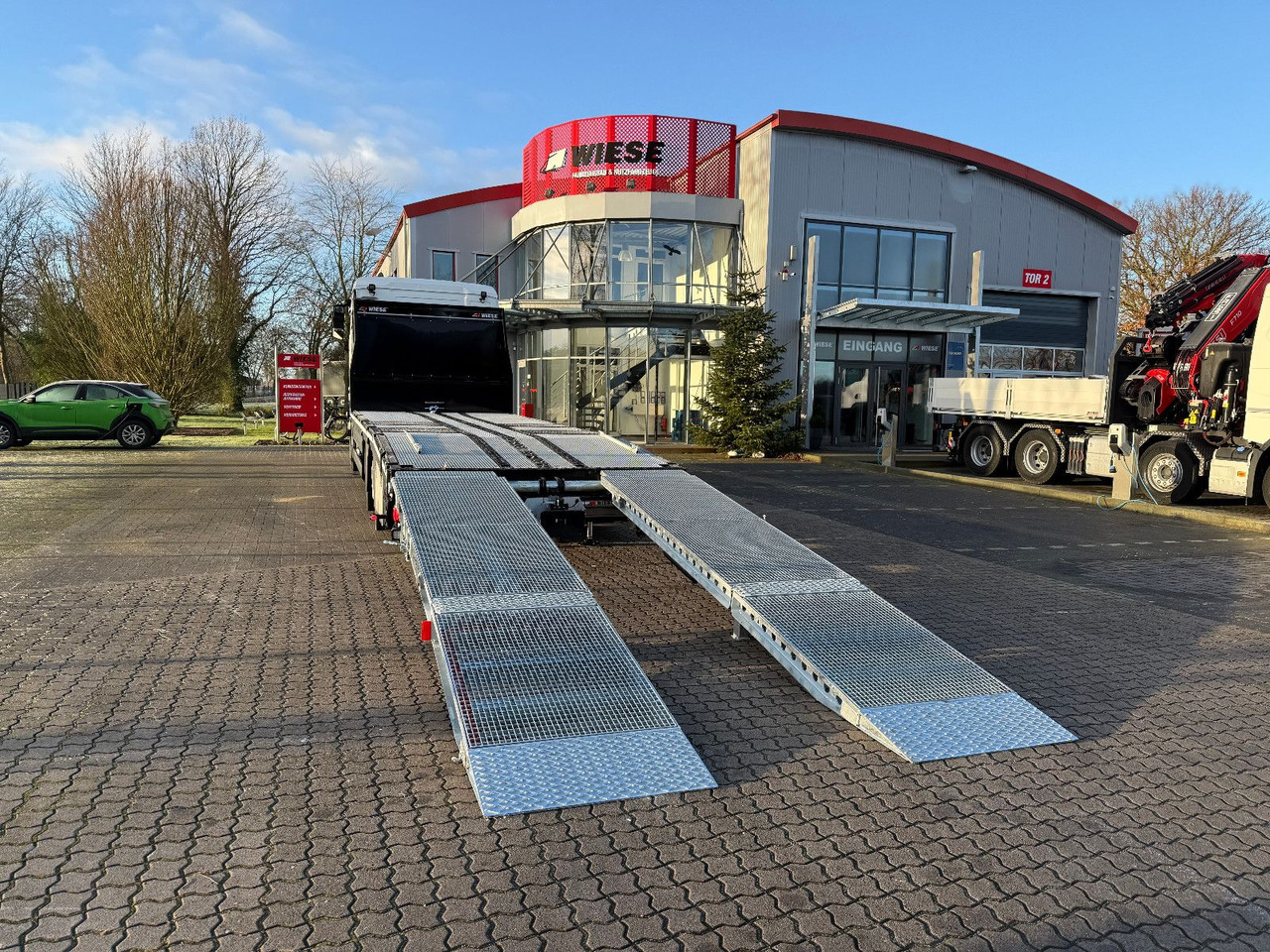 MAN Baumaschinen- Arbeitsbühnentransporter Rampen - Autotransporter truck: picture 4 MAN Baumaschinen- Arbeitsbühnentransporter Rampen - Autotransporter truck: picture 4