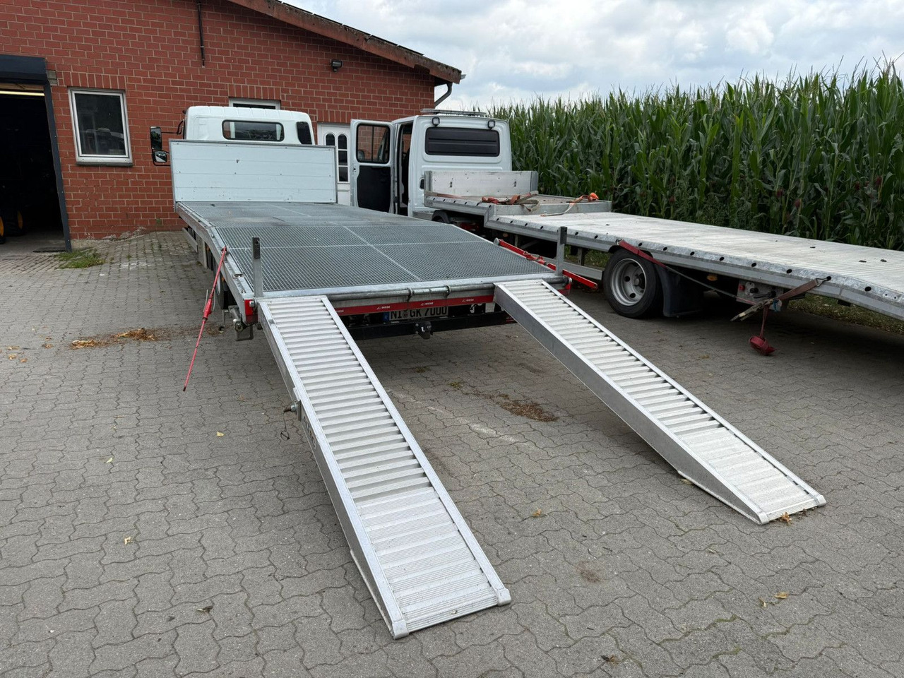 Mitsubishi Fuso Canter 7C18 Arbeitsbühnentransporter - Flatbed van: picture 3 Mitsubishi Fuso Canter 7C18 Arbeitsbühnentransporter - Flatbed van: picture 3