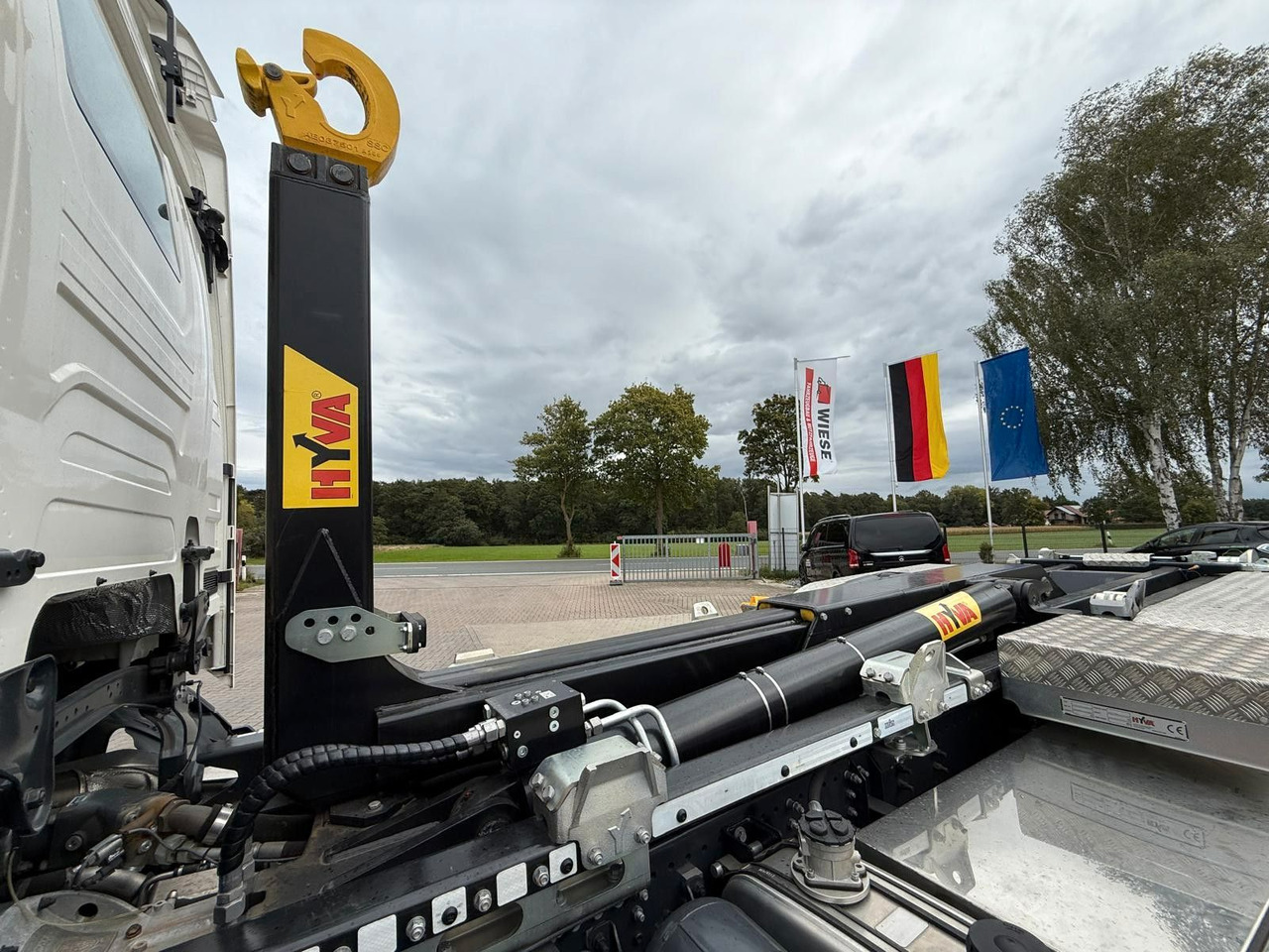 Scania R460 6x2 - Abrollkipper - Sofort Verfügbar! - Hook lift truck: picture 5 Scania R460 6x2 - Abrollkipper - Sofort Verfügbar! - Hook lift truck: picture 5