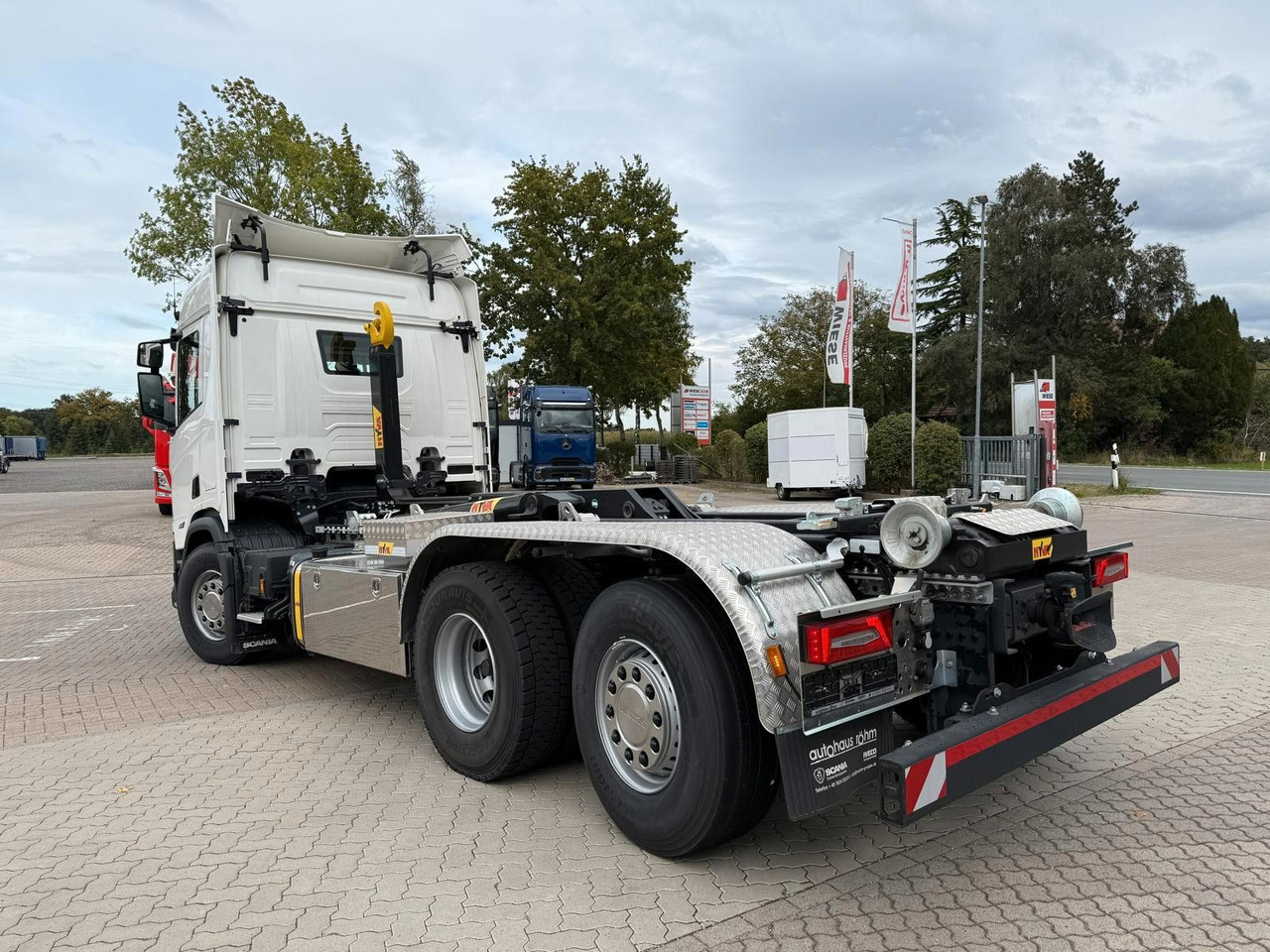 Scania R460 6x2 - Abrollkipper - Sofort Verfügbar! - Hook lift truck: picture 2 Scania R460 6x2 - Abrollkipper - Sofort Verfügbar! - Hook lift truck: picture 2