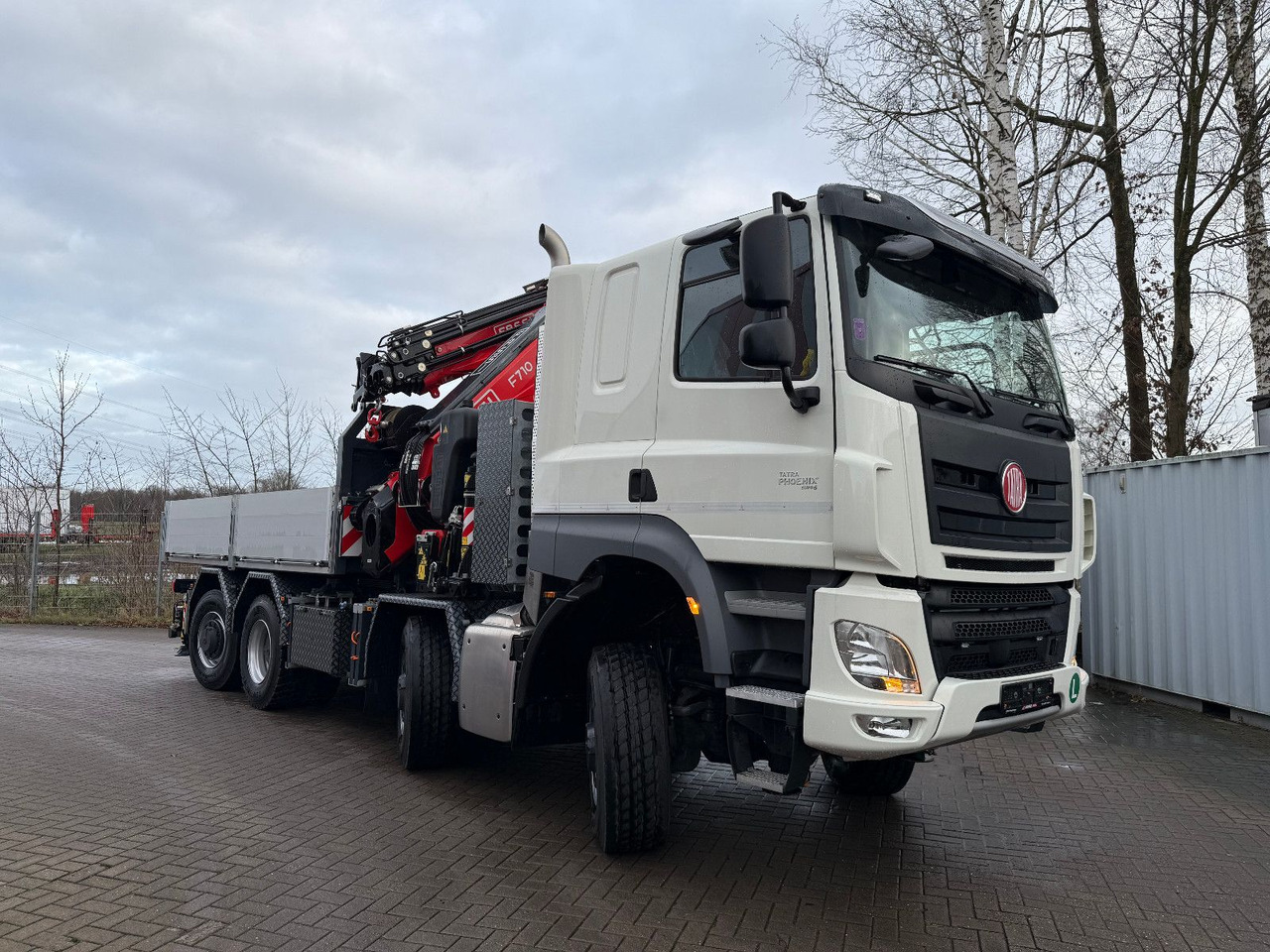 Tatra 41.500 8x8 Phoenix Fassi F710 Kran - Dropside/ Flatbed truck, Crane truck: picture 2 Tatra 41.500 8x8 Phoenix Fassi F710 Kran - Dropside/ Flatbed truck, Crane truck: picture 2