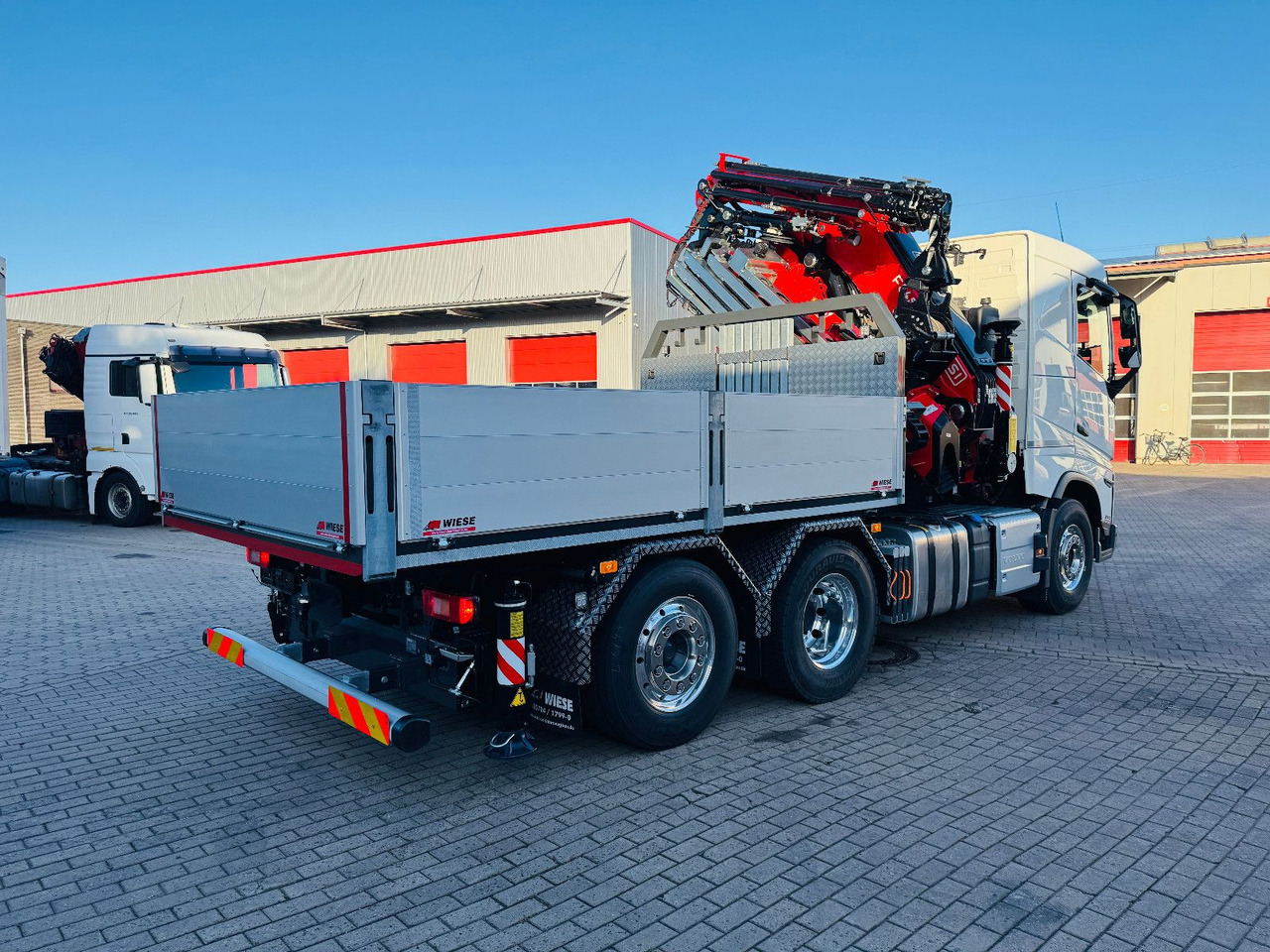Volvo FH500 6x2 mit Fassi F545 2.27 JIB Winde so - Tractor unit: picture 3 Volvo FH500 6x2 mit Fassi F545 2.27 JIB Winde so - Tractor unit: picture 3