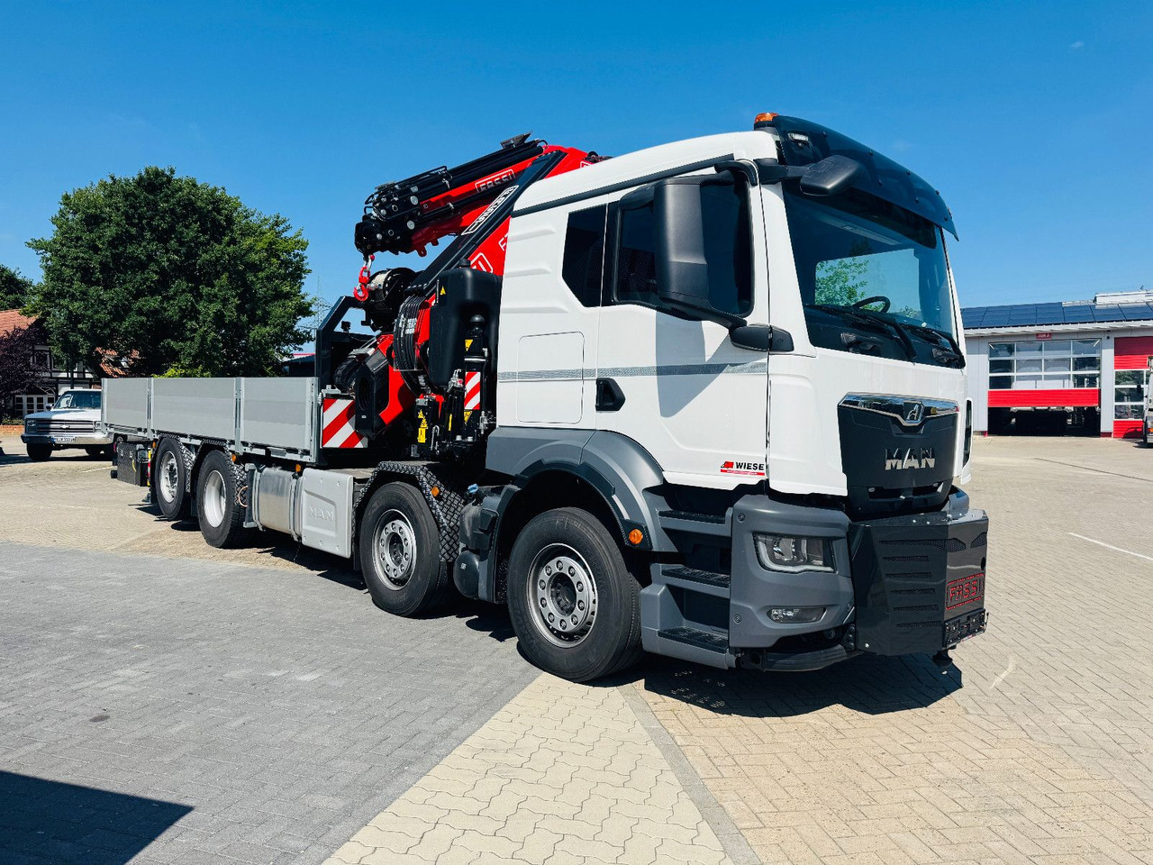 MAN TGS 32.510 mit F710 Frontkran sofort - Truck, Crane truck: picture 1 MAN TGS 32.510 mit F710 Frontkran sofort - Truck, Crane truck: picture 1