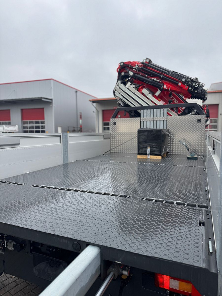 Dropside/ Flatbed truck, Crane truck Volvo FH 500 8x4 Kran F710 RA2.27 Jib & Winde Sofort: picture 15