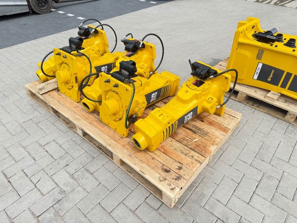 Epiroc ATLAS Copco MB750 - Hydraulic hammer for Construction machinery: picture 2 Epiroc ATLAS Copco MB750 - Hydraulic hammer for Construction machinery: picture 2