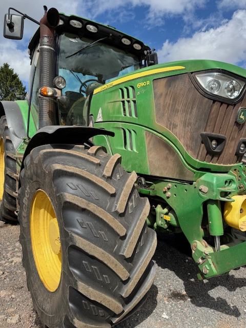 JOHN DEERE 6190R - Farm tractor: picture 3 JOHN DEERE 6190R - Farm tractor: picture 3