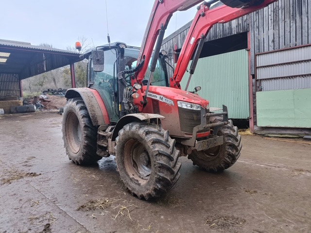 MASSEY FERGUSON 5711M - Farm tractor: picture 5 MASSEY FERGUSON 5711M - Farm tractor: picture 5