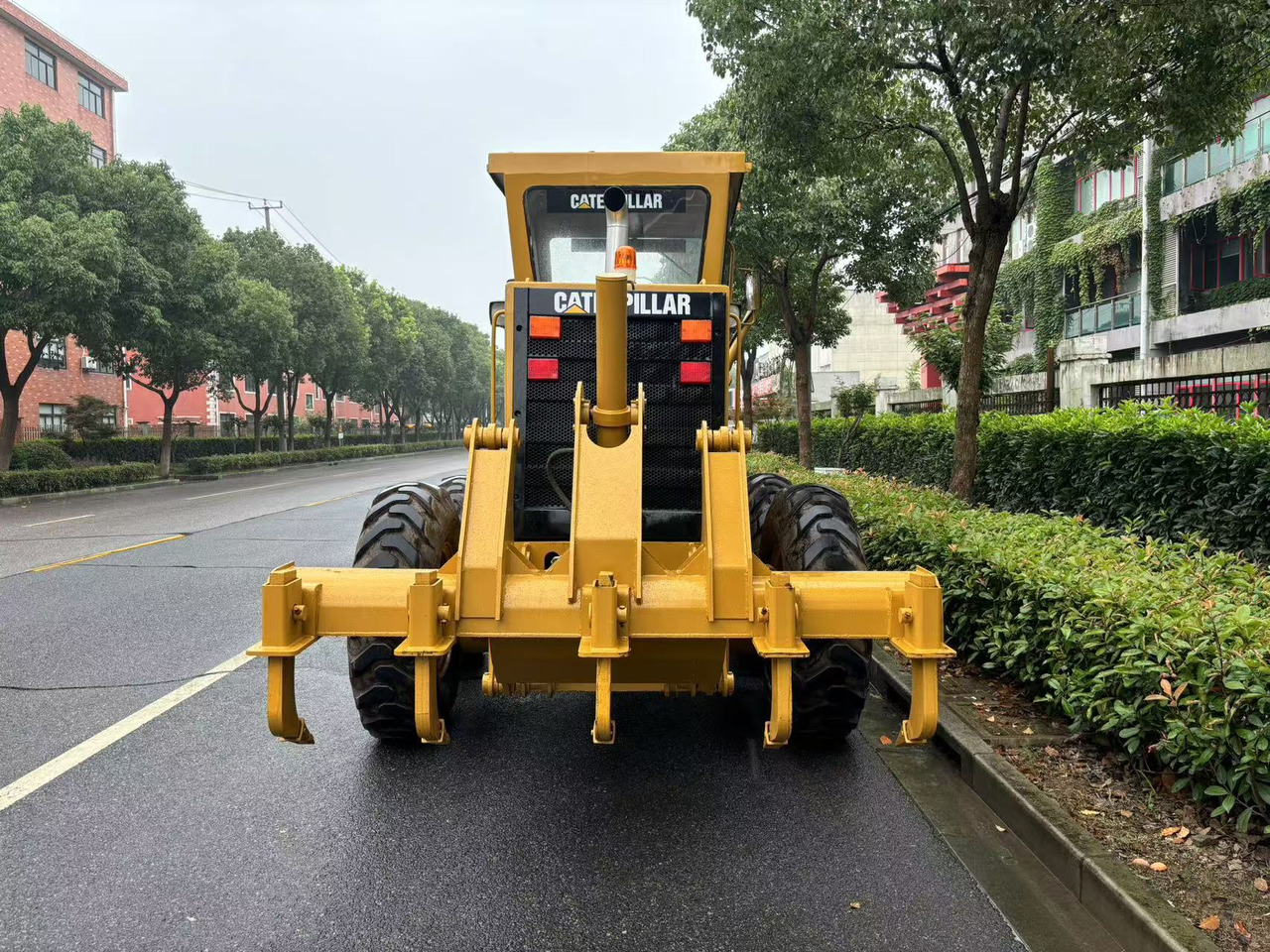 CATERPILLAR 140H - Grader: picture 4 CATERPILLAR 140H - Grader: picture 4