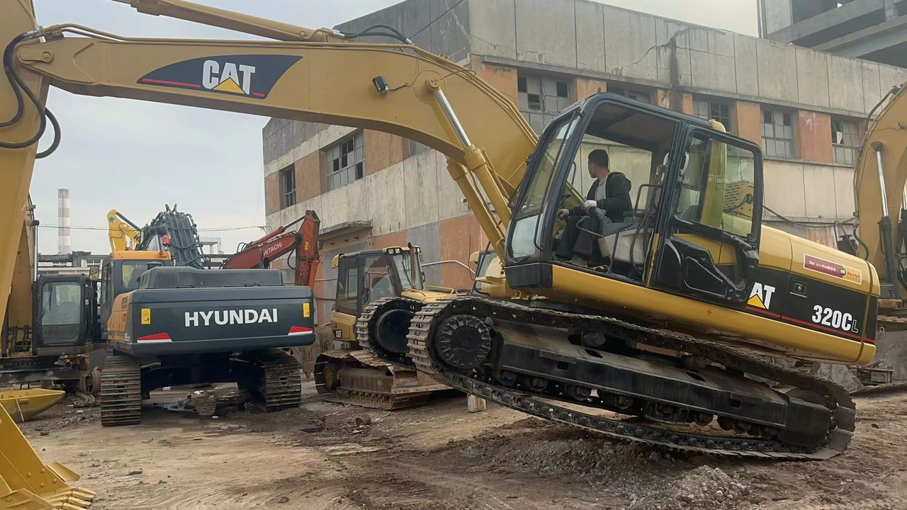 CATERPILLAR 320C 320B 320BL 325B - Crawler excavator: picture 2 CATERPILLAR 320C 320B 320BL 325B - Crawler excavator: picture 2