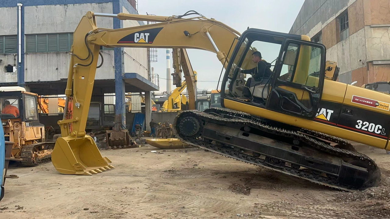 CATERPILLAR 320C 320B 320BL 325B - Crawler excavator: picture 2 CATERPILLAR 320C 320B 320BL 325B - Crawler excavator: picture 2