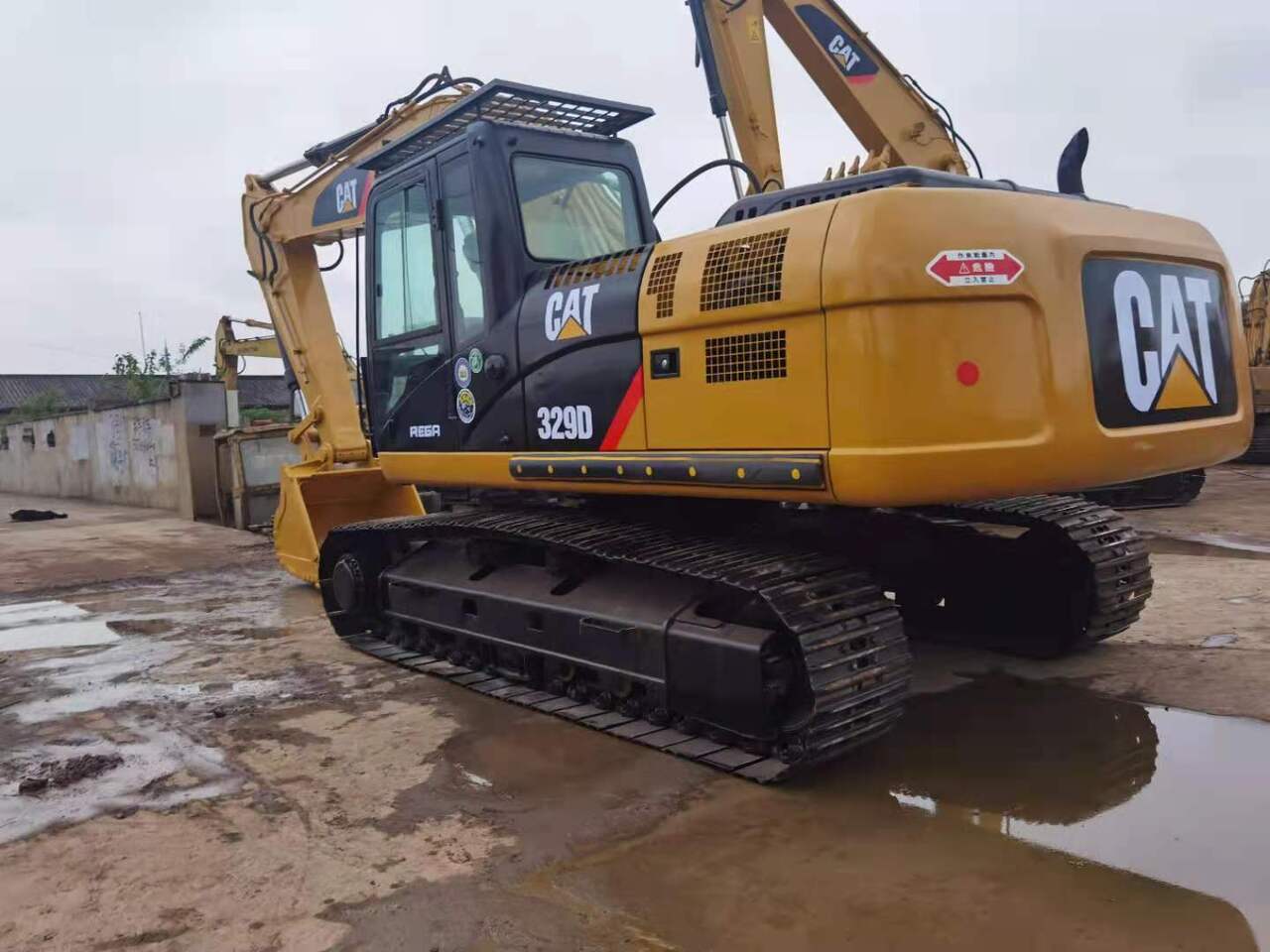 CATERPILLAR 329D - Crawler excavator: picture 3 CATERPILLAR 329D - Crawler excavator: picture 3