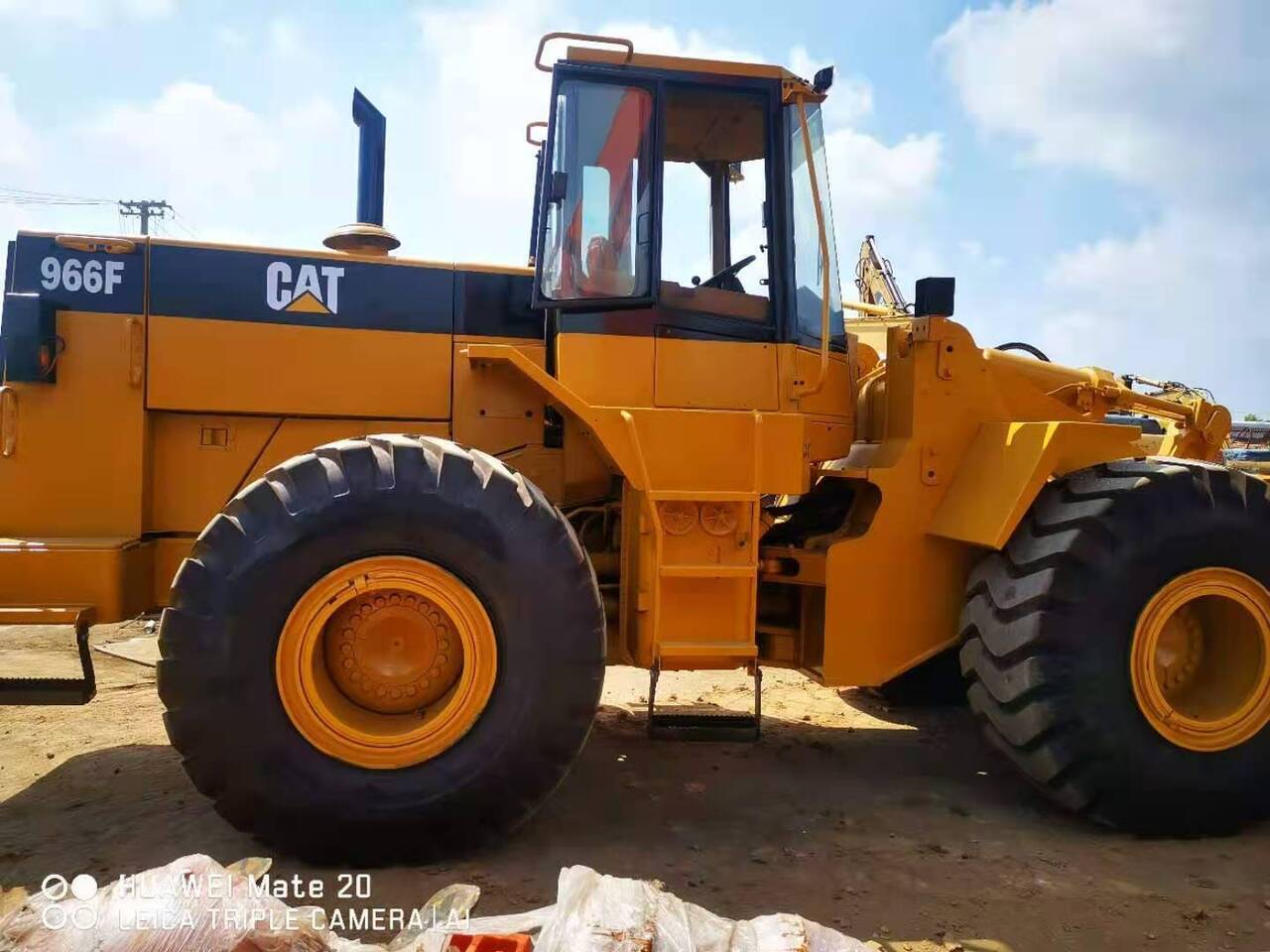 CATERPILLAR 966F - Wheel loader: picture 1 CATERPILLAR 966F - Wheel loader: picture 1