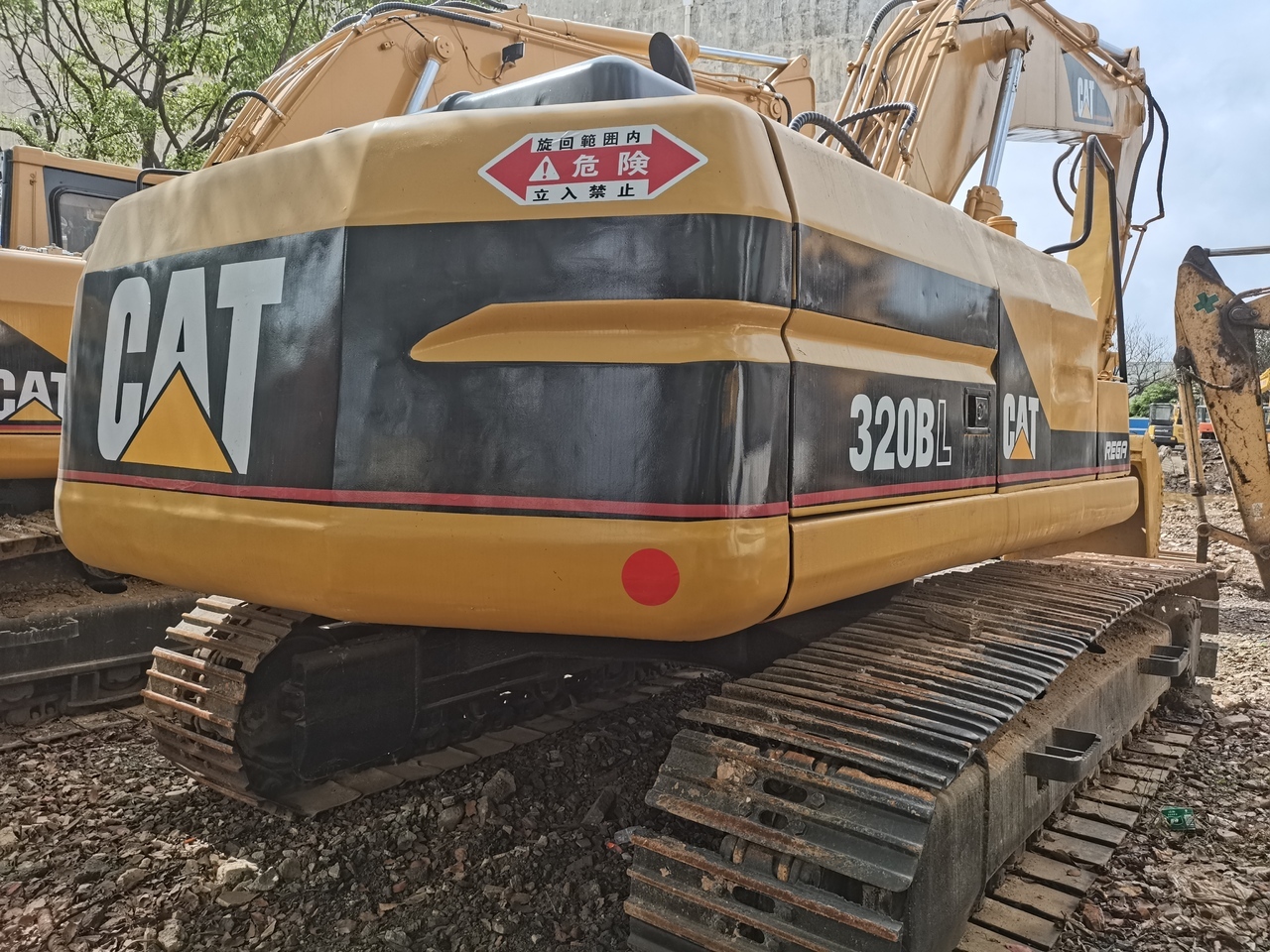 CATERPILLAR CAT-320BL - Crawler excavator: picture 1 CATERPILLAR CAT-320BL - Crawler excavator: picture 1