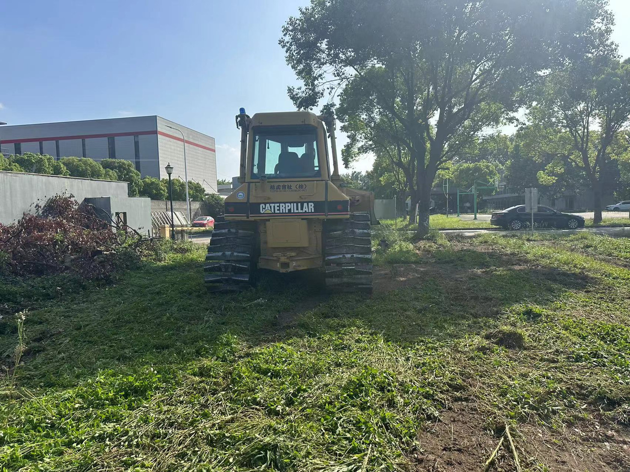 CATERPILLAR D5N - Bulldozer: picture 3 CATERPILLAR D5N - Bulldozer: picture 3