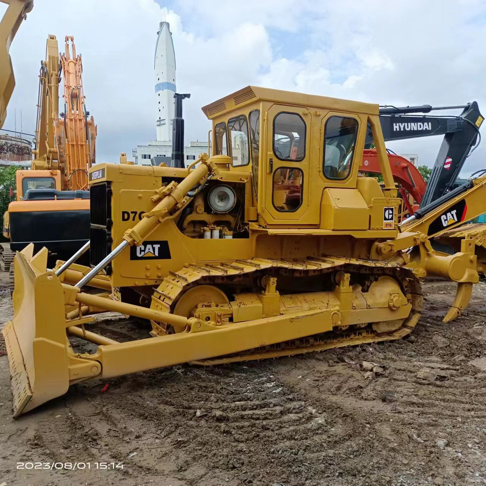 CATERPILLAR D7G - Bulldozer: picture 2 CATERPILLAR D7G - Bulldozer: picture 2