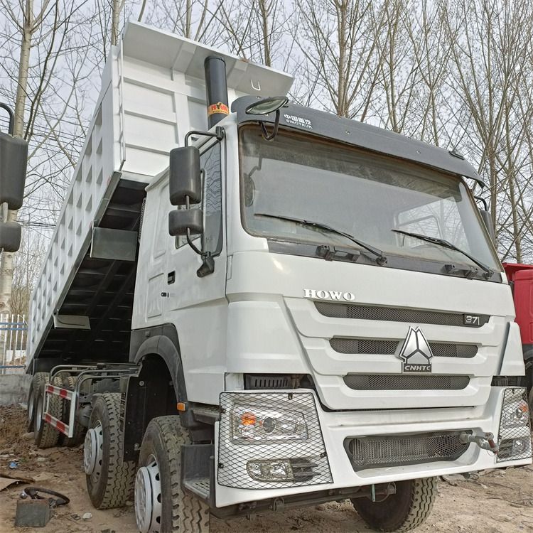 HOWO HOWO 371-white - Tipper: picture 3 HOWO HOWO 371-white - Tipper: picture 3