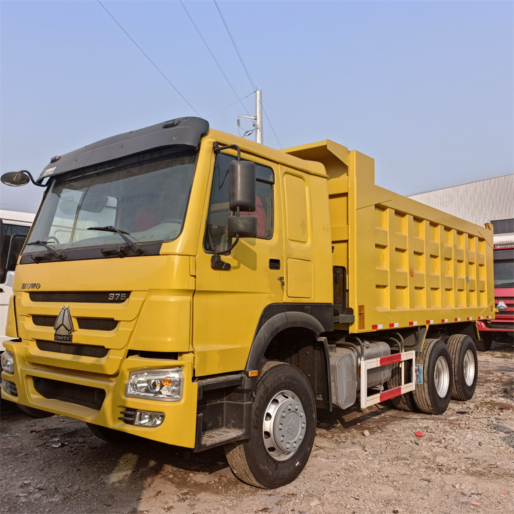 HOWO HOWO 6x4-375 tipper - Tipper: picture 2 HOWO HOWO 6x4-375 tipper - Tipper: picture 2
