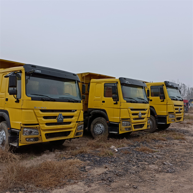 HOWO HOWO 6x4-375 truck tippers - Tipper: picture 2 HOWO HOWO 6x4-375 truck tippers - Tipper: picture 2