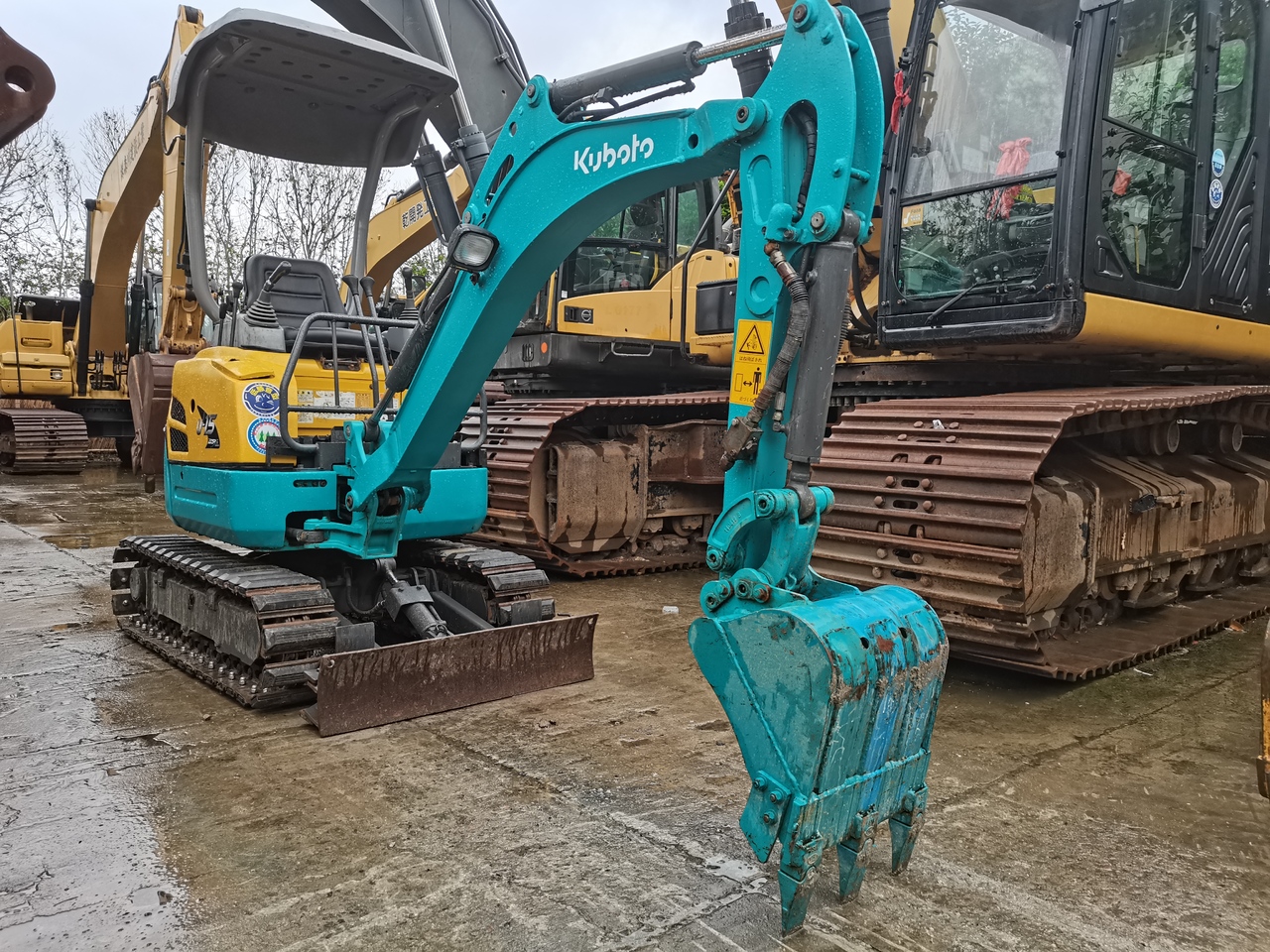 Crawler excavator KOBELCO U15: picture 6 Crawler excavator KOBELCO U15: picture 6