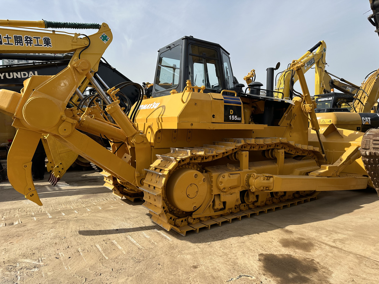 KOMATSU D155A-2 - Bulldozer: picture 1 KOMATSU D155A-2 - Bulldozer: picture 1