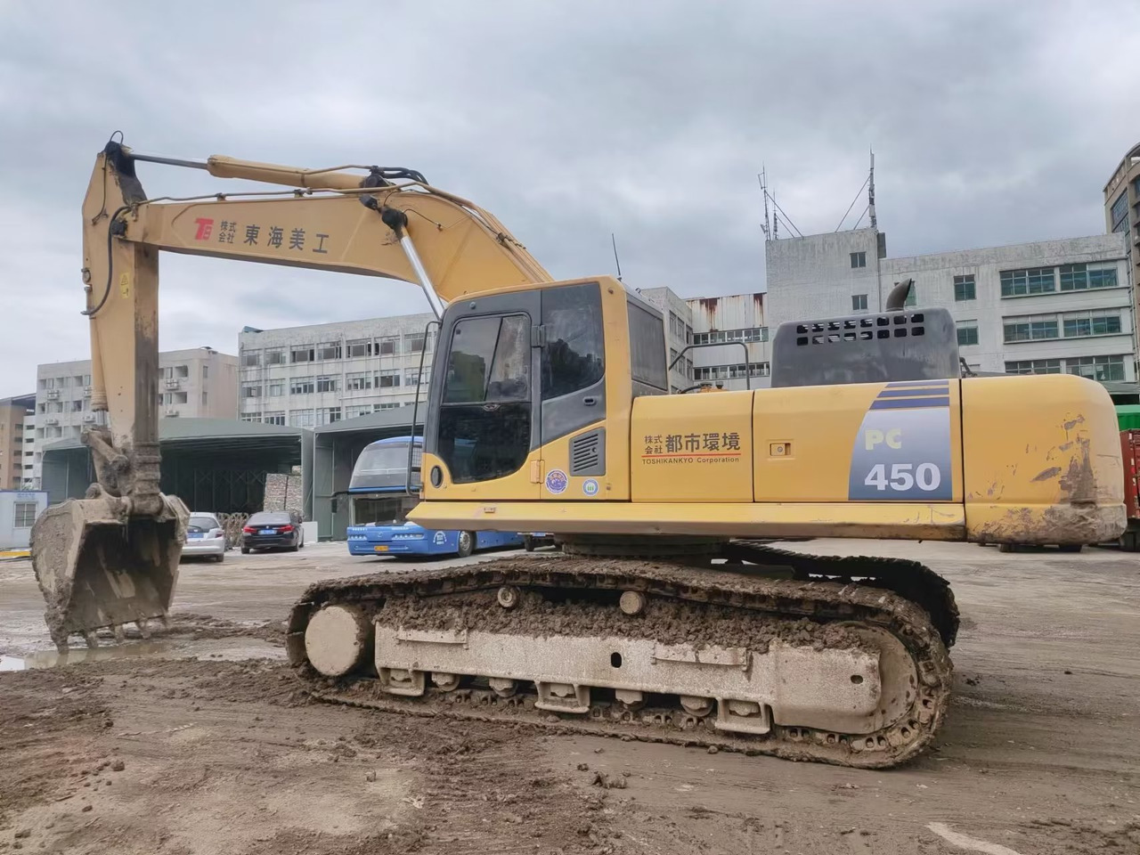KOMATSU PC450-8-excavator - Crawler excavator: picture 3 KOMATSU PC450-8-excavator - Crawler excavator: picture 3