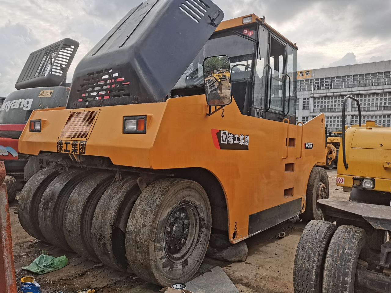 XCMG XP303 - Roller: picture 5 XCMG XP303 - Roller: picture 5