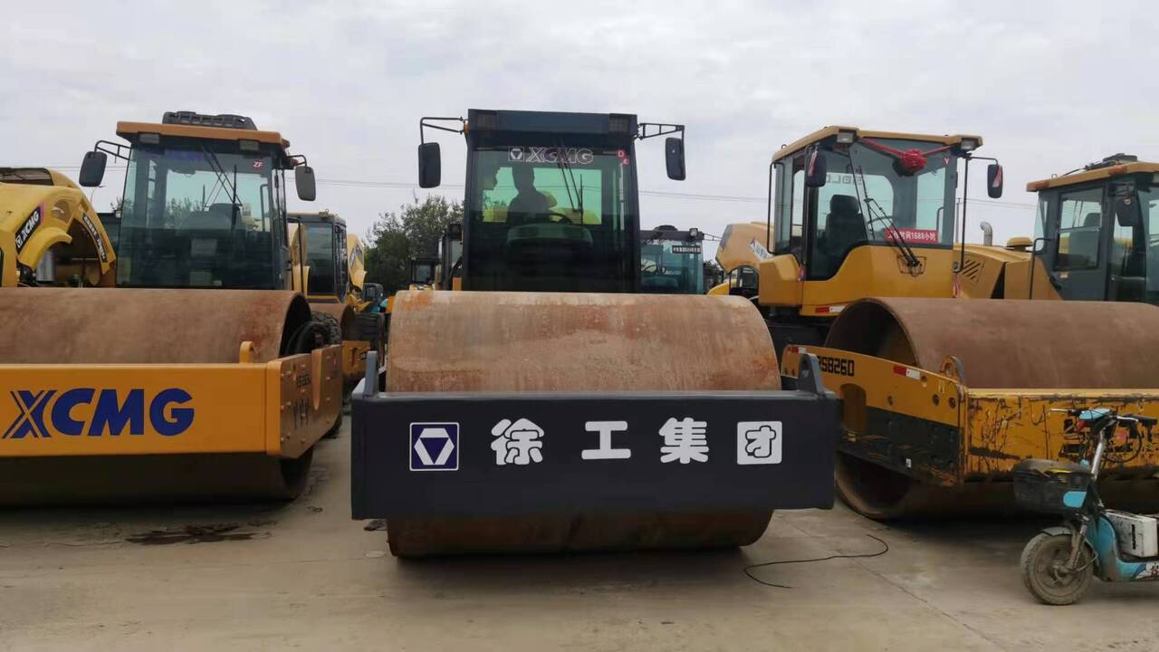 XCMG XS263J - Roller: picture 3 XCMG XS263J - Roller: picture 3