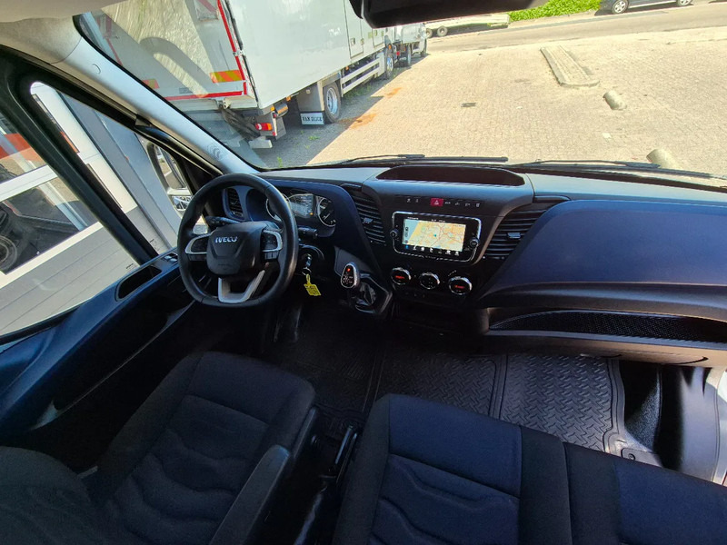 Refrigerated van Iveco Daily 35S18 L4H3/ Fleischwagen/ Meattransport/ TK C 450 MAX: picture 12