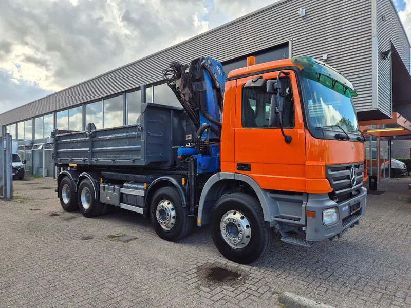 Mercedes-Benz Actros 3241 8X4 Containersysteem/ 20T HMF crane/ Manual - Hook lift truck, Crane truck: picture 3 Mercedes-Benz Actros 3241 8X4 Containersysteem/ 20T HMF crane/ Manual - Hook lift truck, Crane truck: picture 3