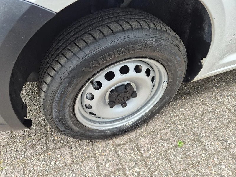 Small van Volkswagen Caddy Maxi 1.6 TDI 75KW Euro 5L Airco: picture 19 Small van Volkswagen Caddy Maxi 1.6 TDI 75KW Euro 5L Airco: picture 19