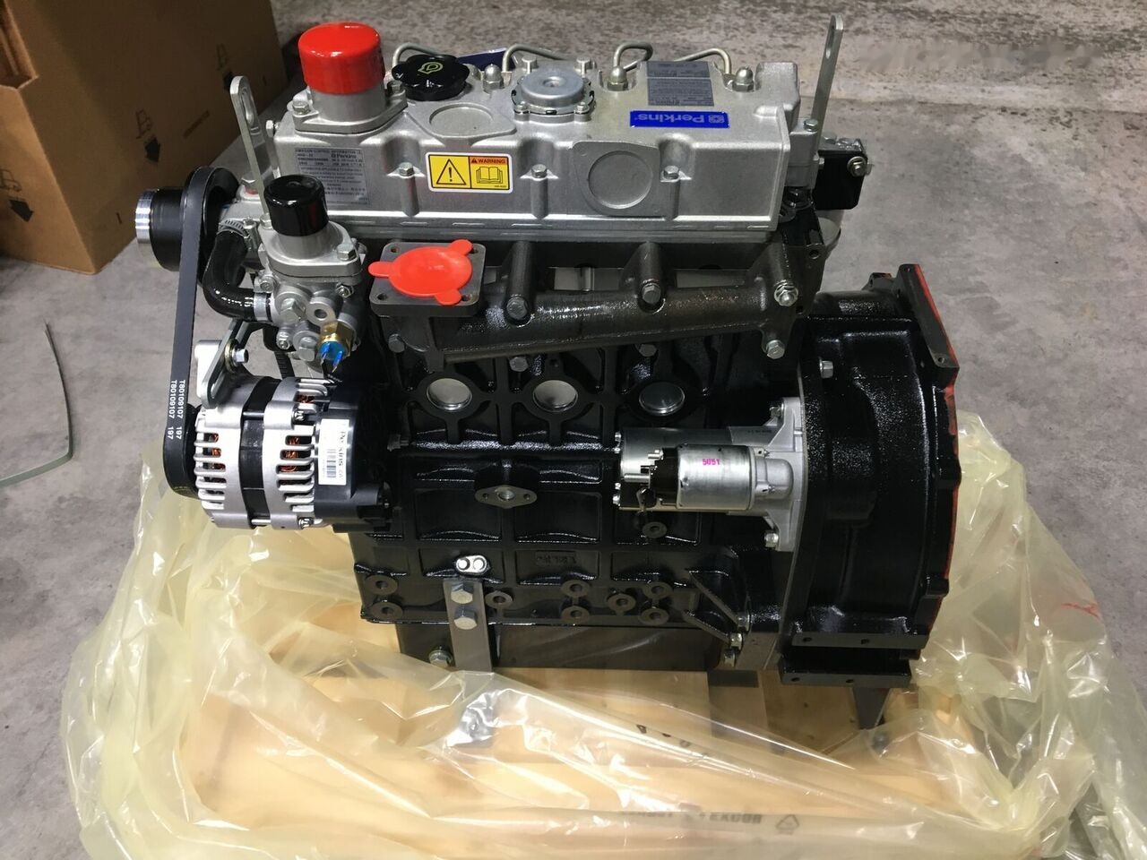 Perkins 404D-22 - Engine for Excavator: picture 3 Perkins 404D-22 - Engine for Excavator: picture 3