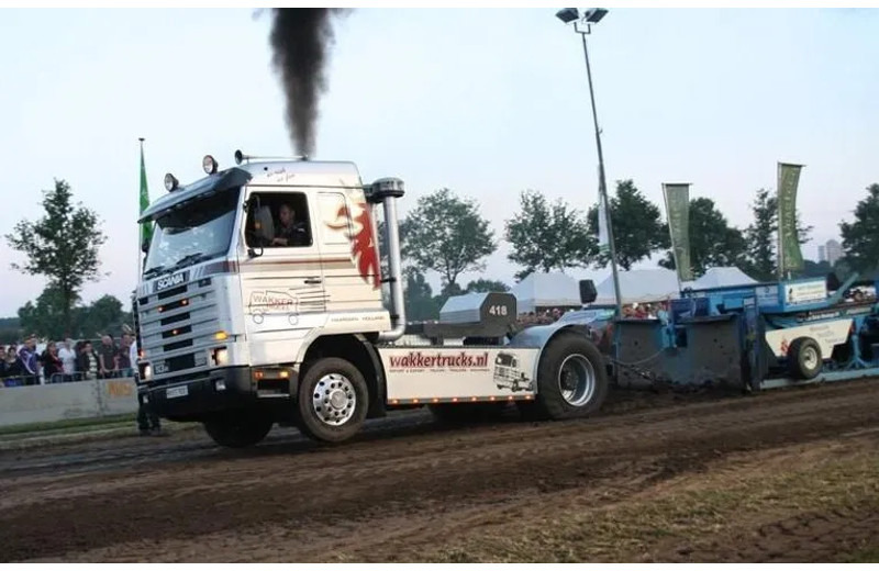 Scania 113 HELE DIKKE VETTE TREKKERTREK VRACHTWAGEN Truckpulling - Construction machinery: picture 1 Scania 113 HELE DIKKE VETTE TREKKERTREK VRACHTWAGEN Truckpulling - Construction machinery: picture 1