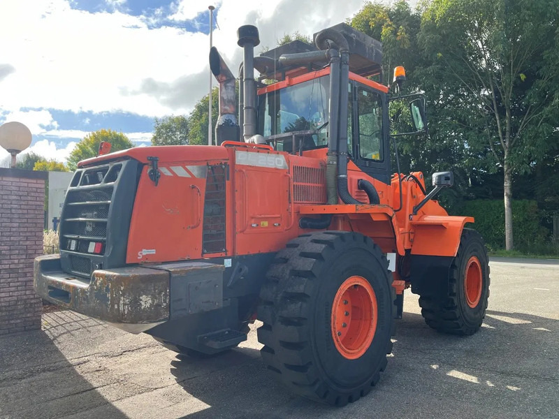 Wheel loader Doosan DL250: picture 11
