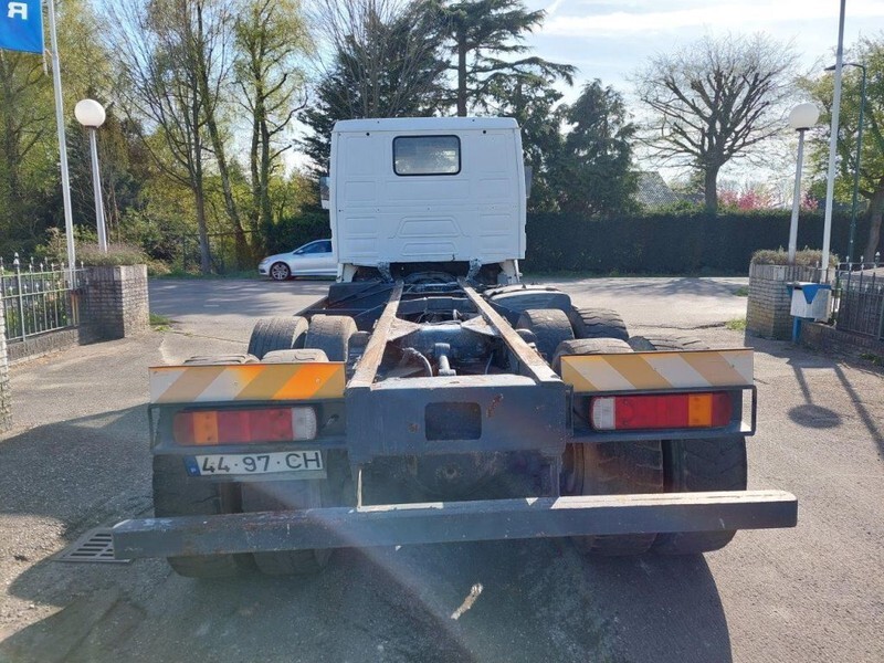 Cab chassis truck Scania T113 T113 6x4 STEEL: picture 6