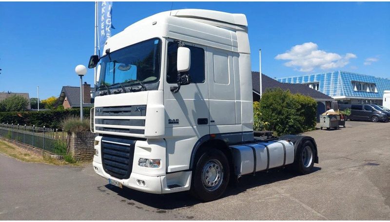 DAF XF 105.410 4x2 - Tractor unit: picture 1 DAF XF 105.410 4x2 - Tractor unit: picture 1