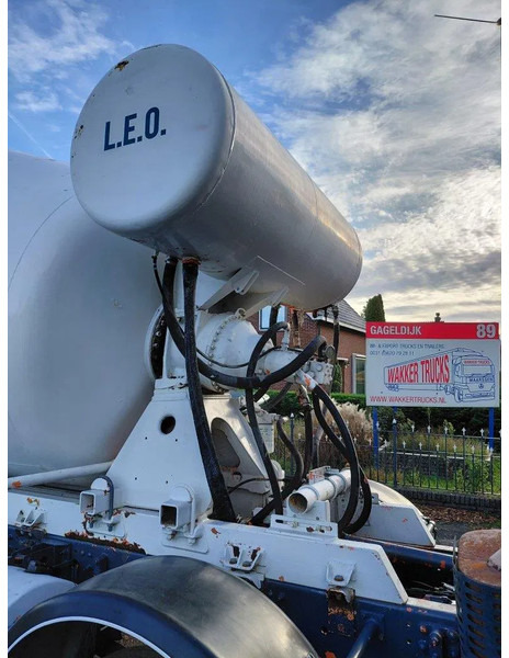 Concrete mixer truck Volvo FM 12.340 8x4 Mixer Steel Suspension: picture 12 Concrete mixer truck Volvo FM 12.340 8x4 Mixer Steel Suspension: picture 12