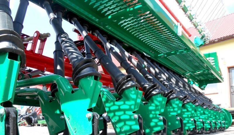 AGRO-MASZ SR-300 / SEMBRADORA MECÁNICA - Seed drill: picture 4 AGRO-MASZ SR-300 / SEMBRADORA MECÁNICA - Seed drill: picture 4