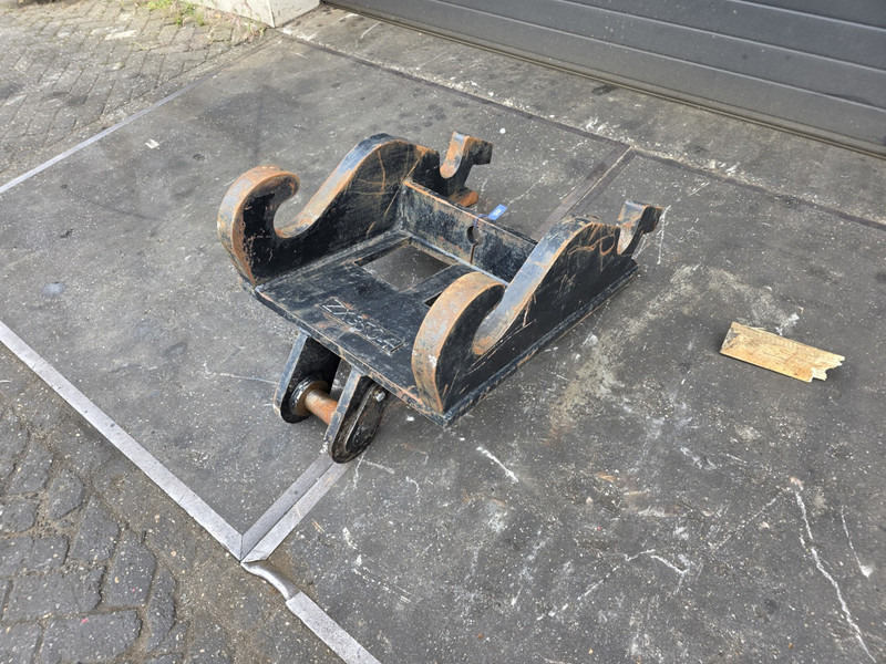 Adaptor plate cw55s kopplaat cw55s verachtert eurosteel - Quick coupler for Construction machinery: picture 1 Adaptor plate cw55s kopplaat cw55s verachtert eurosteel - Quick coupler for Construction machinery: picture 1