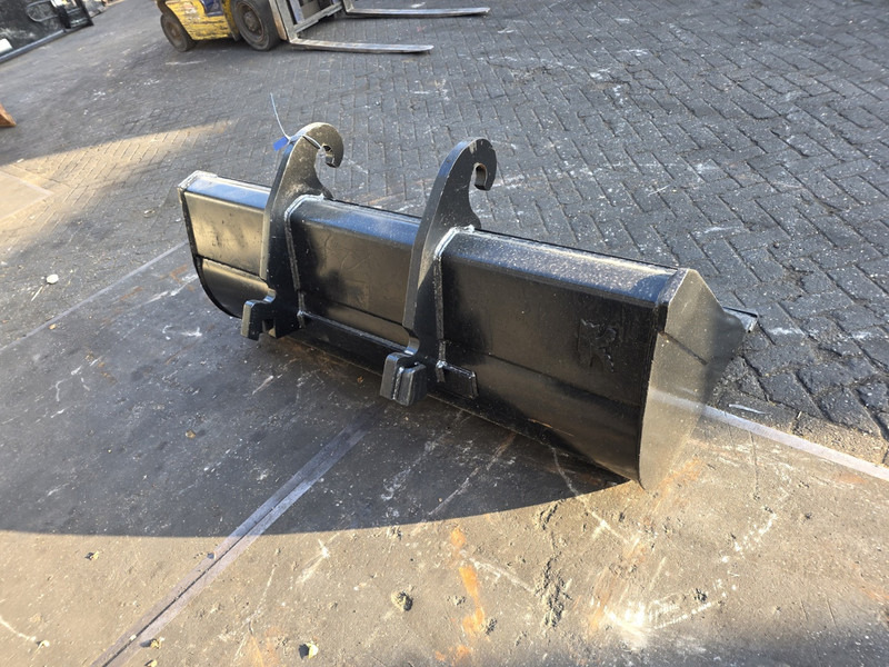 Brede bak slotenbak cw 30 cw40 kofferbak verachtert cw 30 cw40 - Bucket for Construction machinery: picture 5 Brede bak slotenbak cw 30 cw40 kofferbak verachtert cw 30 cw40 - Bucket for Construction machinery: picture 5