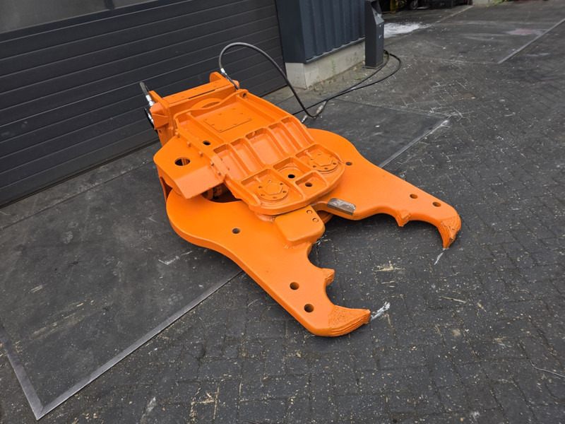 Npk s-24x crusher cw30 cw 40 multiprocessor schrootschaar - Demolition shears: picture 3 Npk s-24x crusher cw30 cw 40 multiprocessor schrootschaar - Demolition shears: picture 3