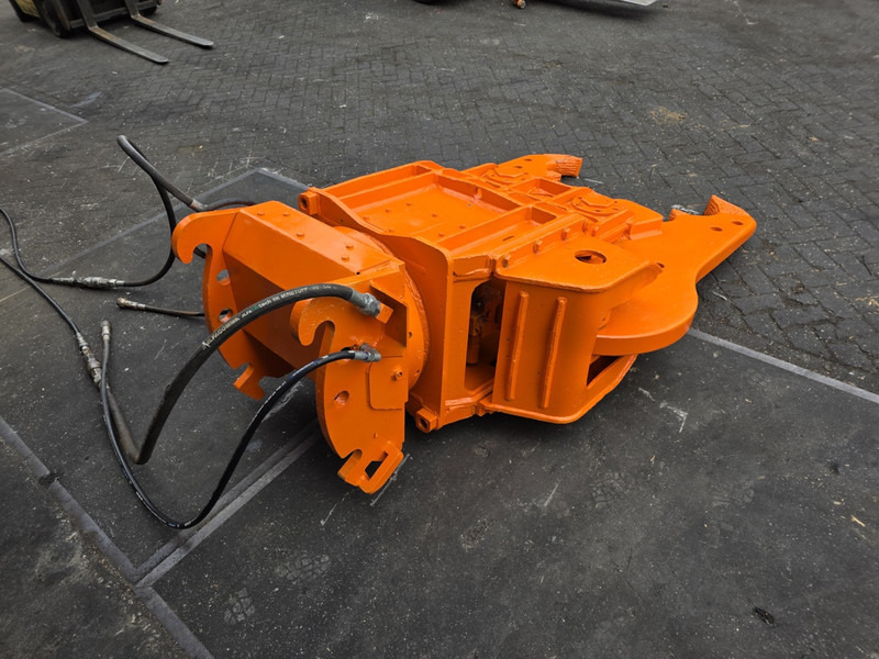 Npk s-24x crusher cw30 cw 40 multiprocessor schrootschaar - Demolition shears: picture 4 Npk s-24x crusher cw30 cw 40 multiprocessor schrootschaar - Demolition shears: picture 4