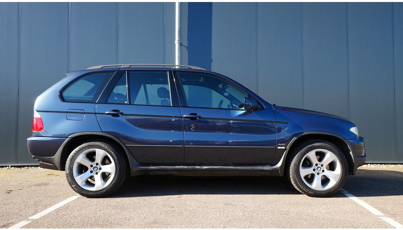 BMW X5 V8 4.4i - Passenger van: picture 3 BMW X5 V8 4.4i - Passenger van: picture 3